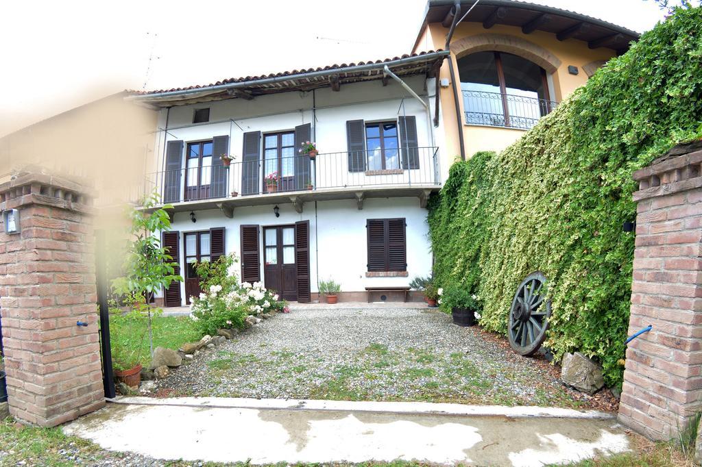 B&B Ca' Dla Nona Brusasco ภายนอก รูปภาพ