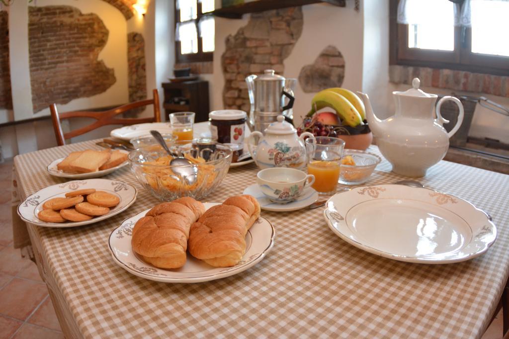 B&B Ca' Dla Nona Brusasco ภายนอก รูปภาพ